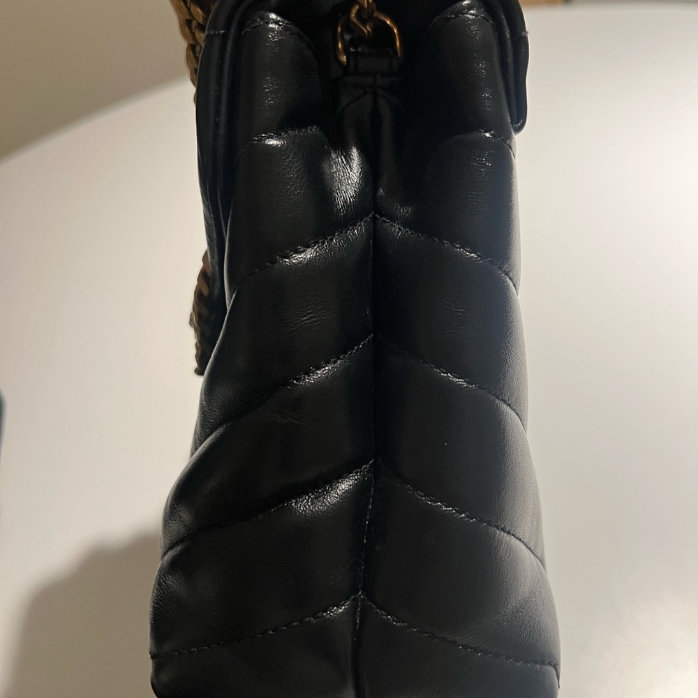 Saint Laurent - Loulou Small Leather Shoulder Bag - Black - Picture 7 of 15